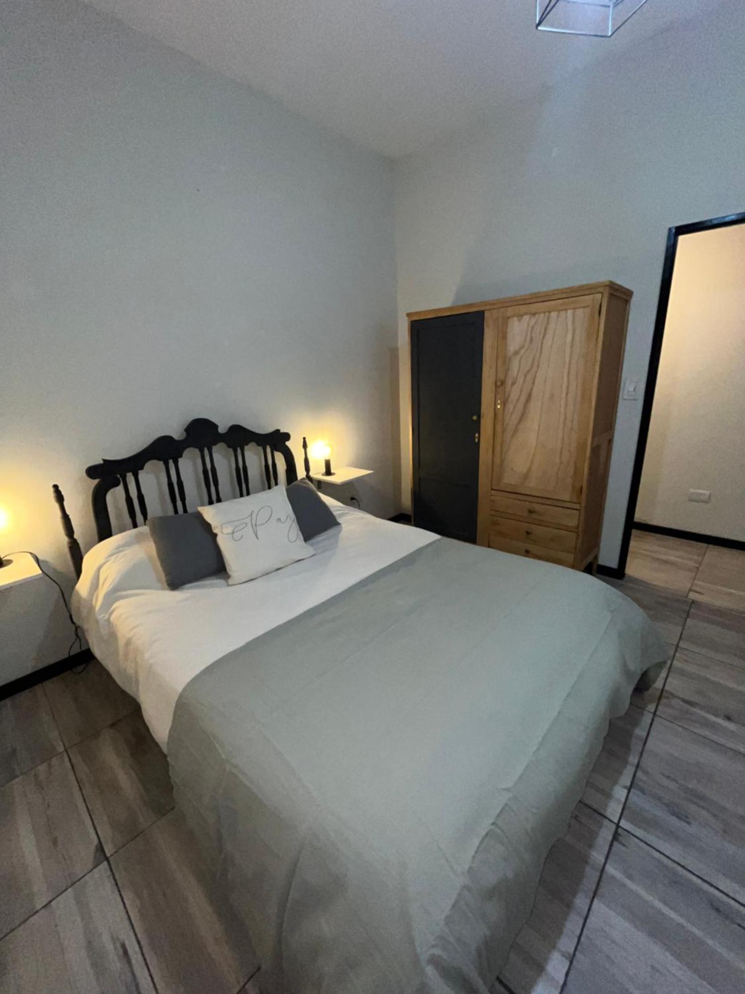 Departamento Espana A 3 Cuadras Plaza Independencia Mendoza Ngoại thất bức ảnh
