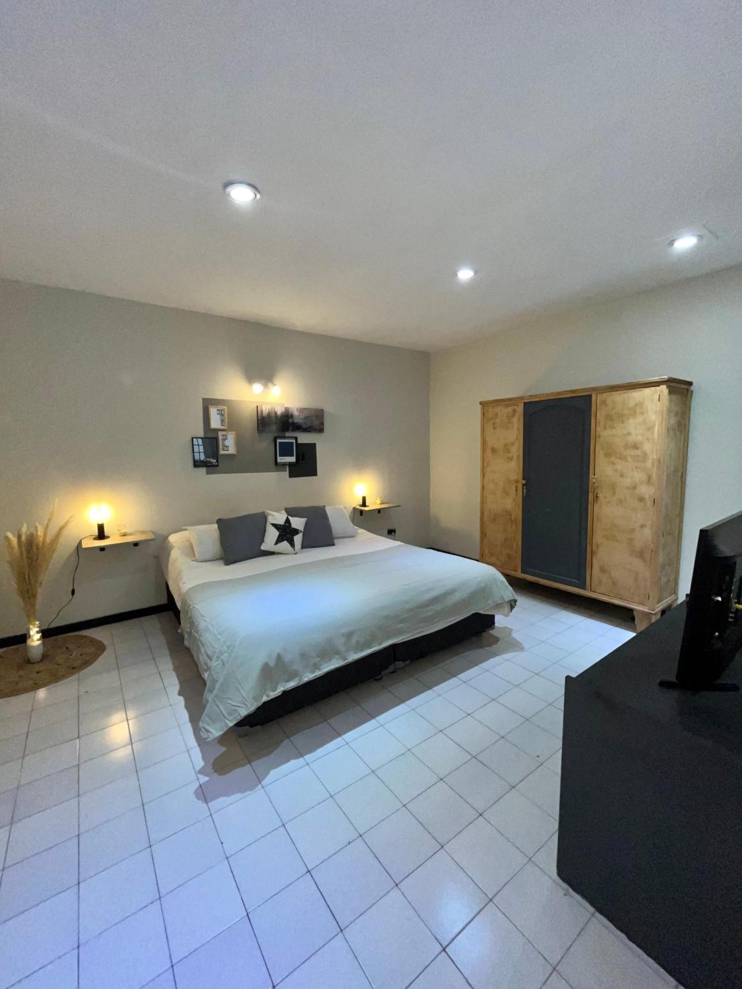 Departamento Espana A 3 Cuadras Plaza Independencia Mendoza Ngoại thất bức ảnh